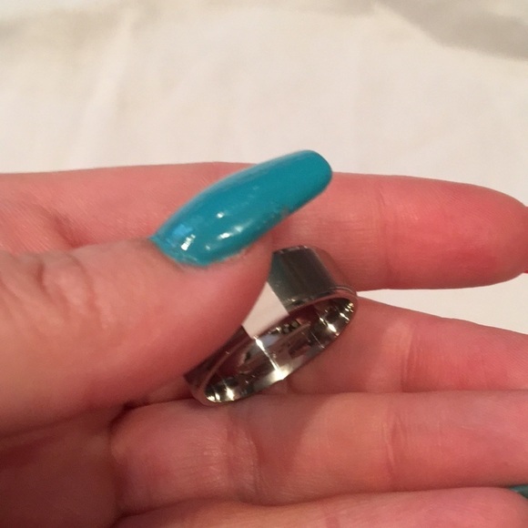 NWT Dad Ring - Picture 3 of 3